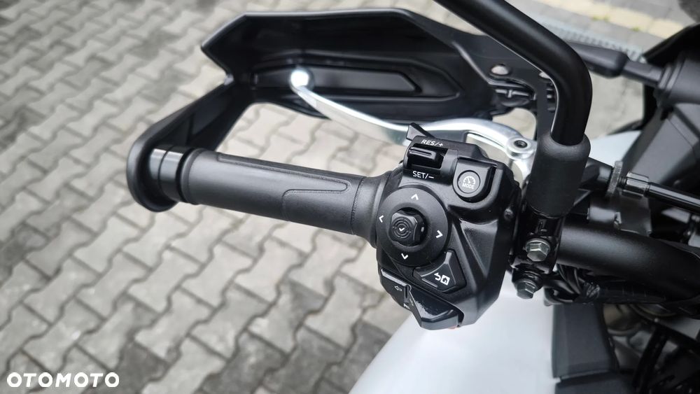 Yamaha Tracer - 16