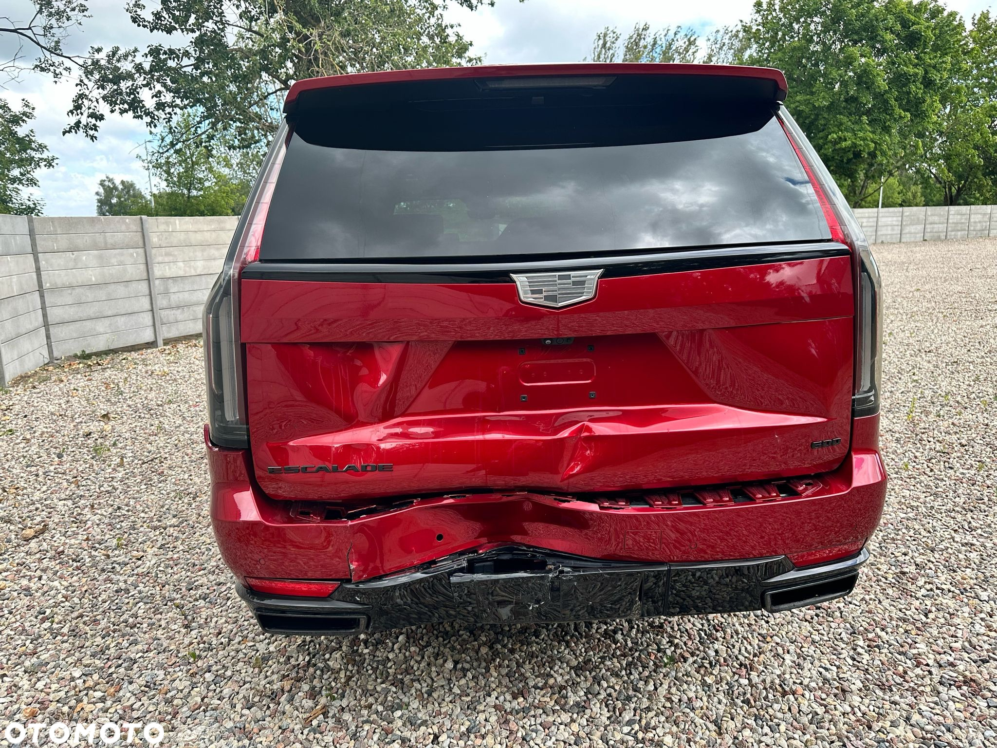 Cadillac Escalade - 7
