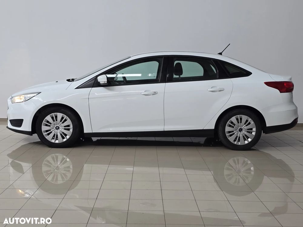 Ford Focus 1.0 EcoBoost Trend - 13