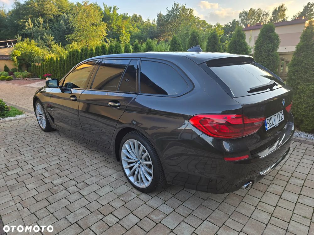 BMW Seria 5 520d xDrive Luxury Line - 9
