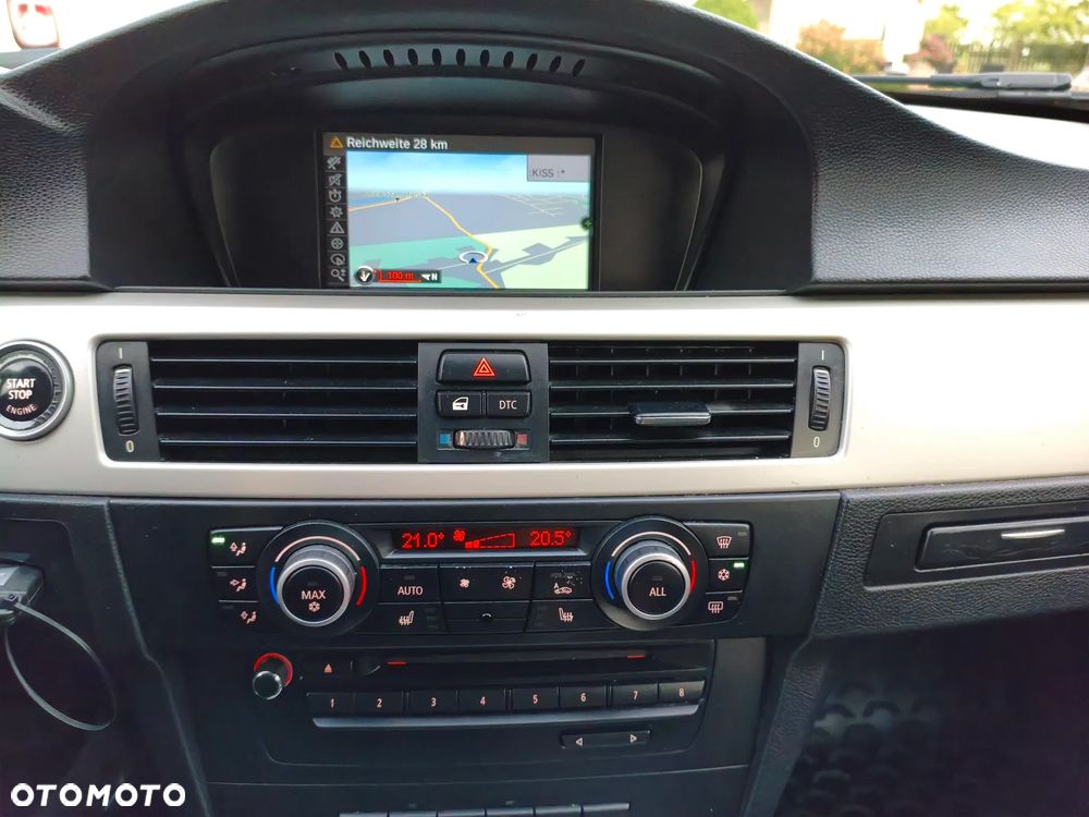 BMW Seria 3 - 32