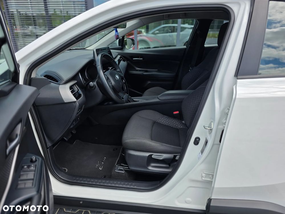 Toyota C-HR 1.8 Hybrid GPF Comfort - 24