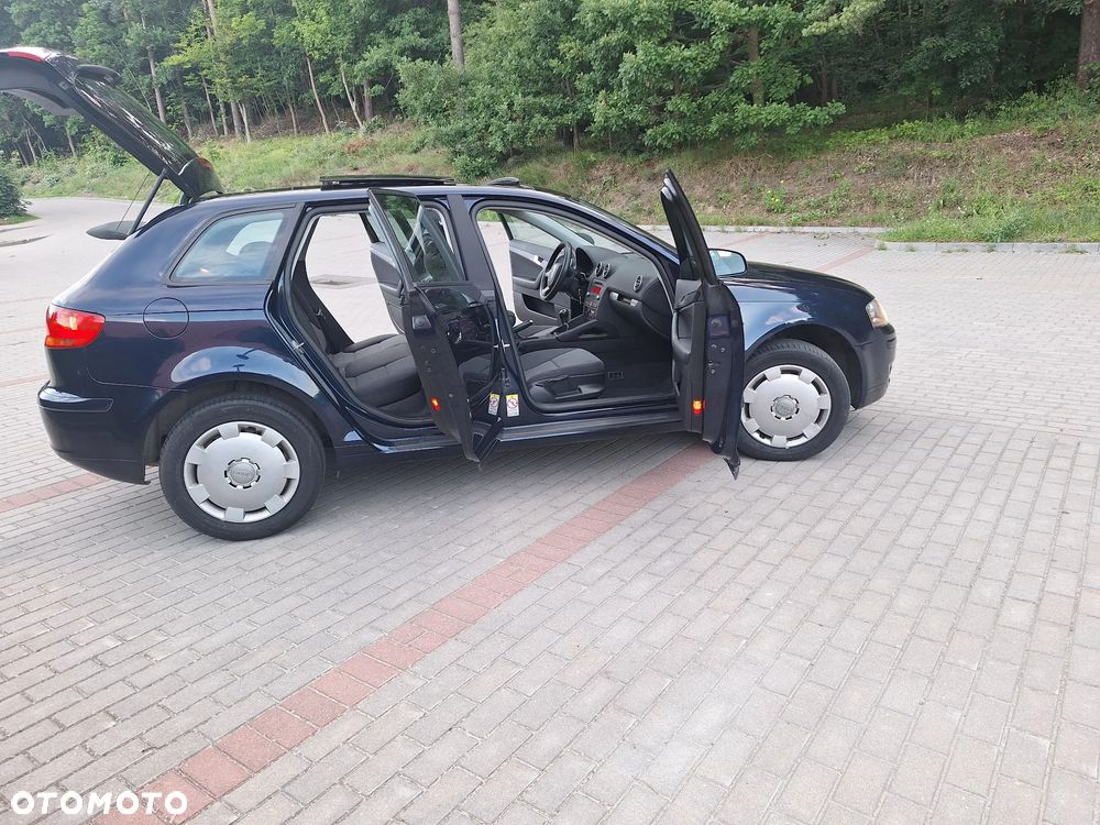 Audi A3 Sportback 1.6 Attraction - 20