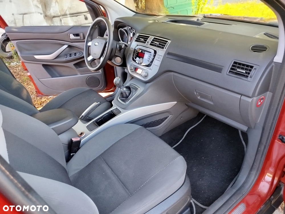 Ford Kuga 2.0 TDCi Titanium - 15