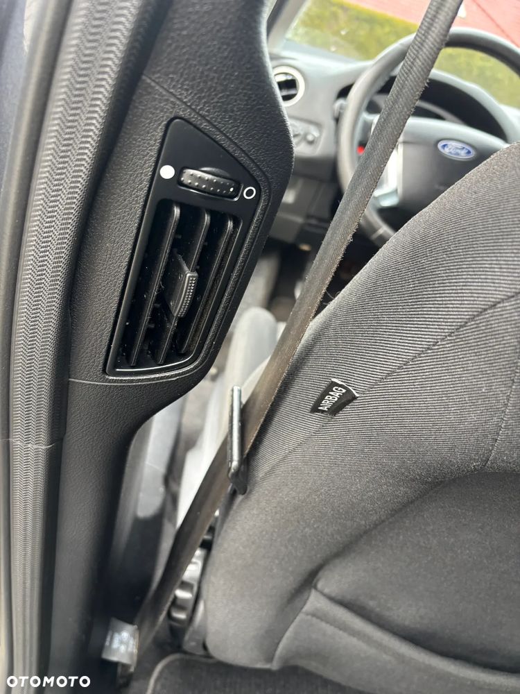Ford Mondeo 2.0 TDCI Titanium - 29