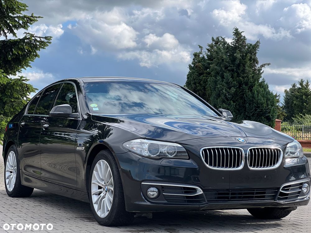BMW Seria 5 525d Sport-Aut Luxury Line - 24