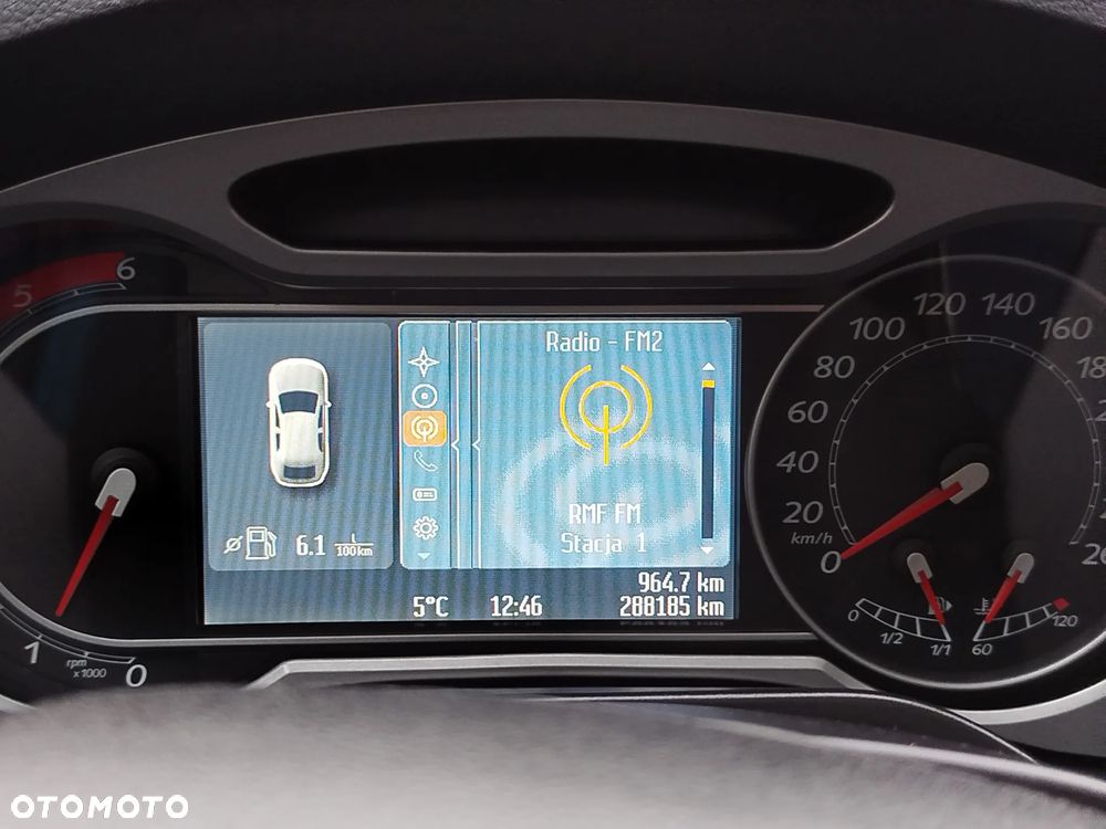 Ford S-Max 2.0 TDCi Titanium - 8