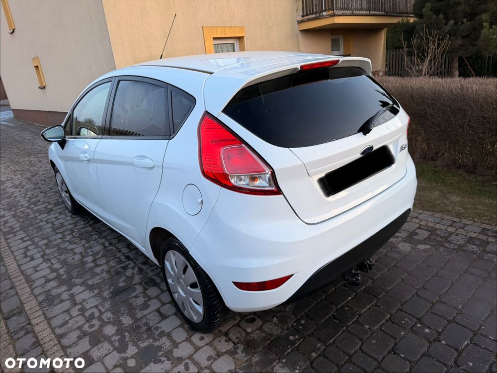 Ford Fiesta 1.5 TDCi St&St Ambiente - 9