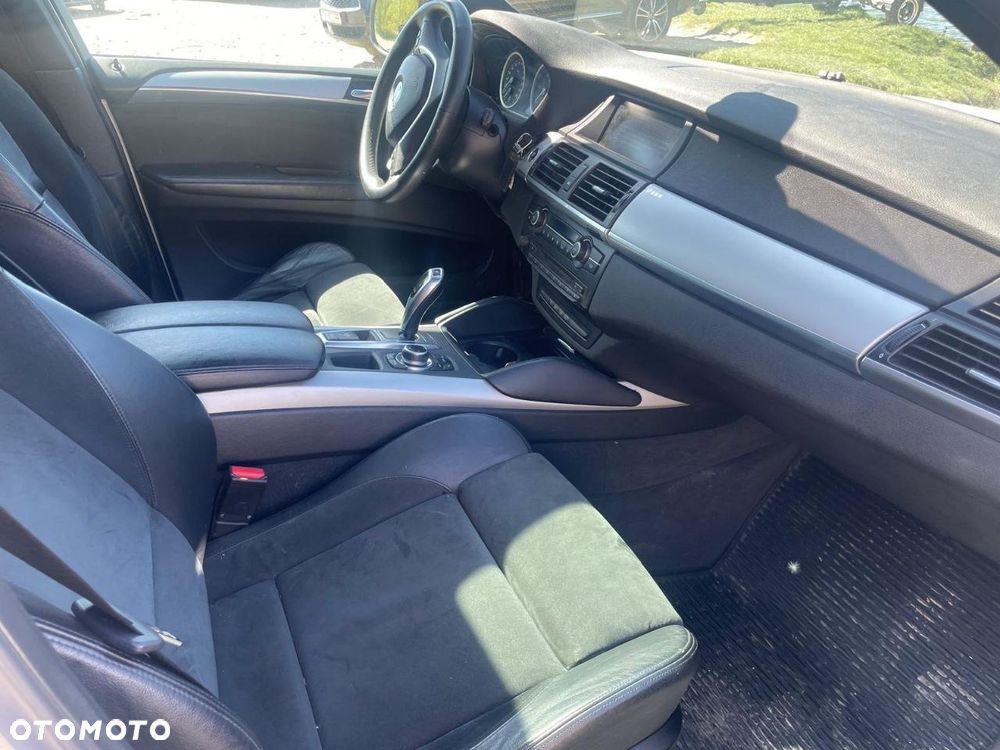 BMW X6 xDrive40d - 12