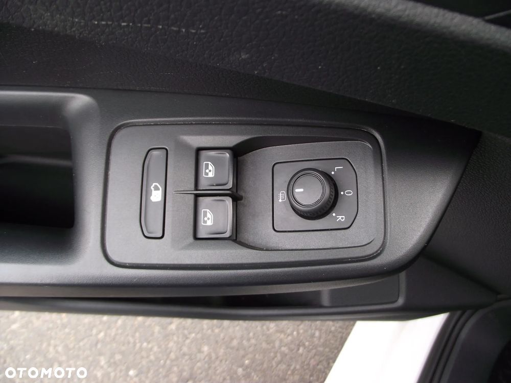 Volkswagen CADDY MAXI - 18