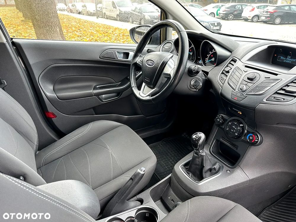 Ford Fiesta 1.0 EcoBoost Titanium - 17