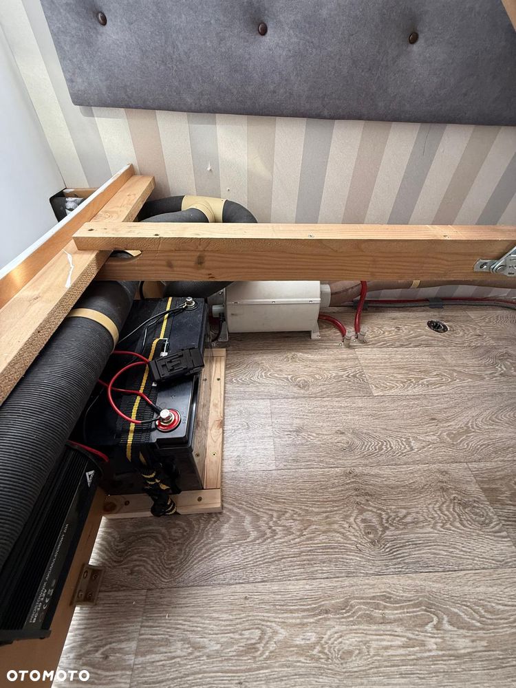 Dethleffs NEW LINE 460 DB/T - 16