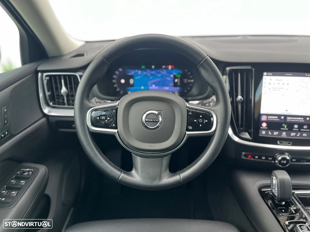 Volvo V60 2.0 T6 AWD TE Plus Dark - 24