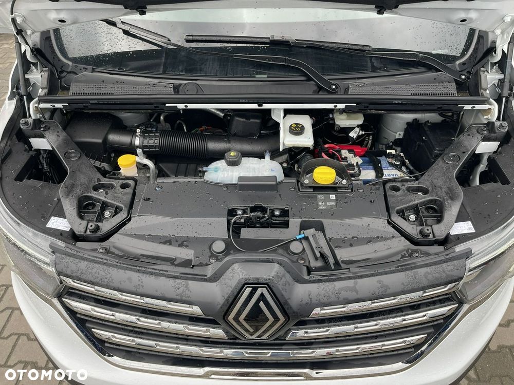 Renault Trafic - 12