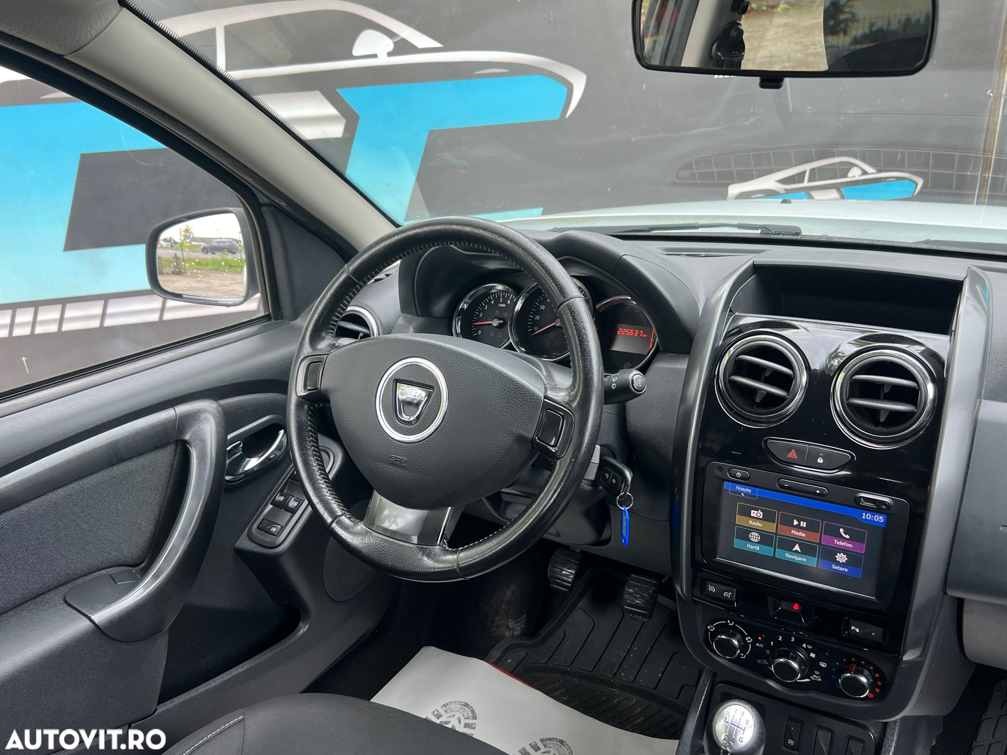 Dacia Duster 1.5 dCi 4x2 Ambiance - 8
