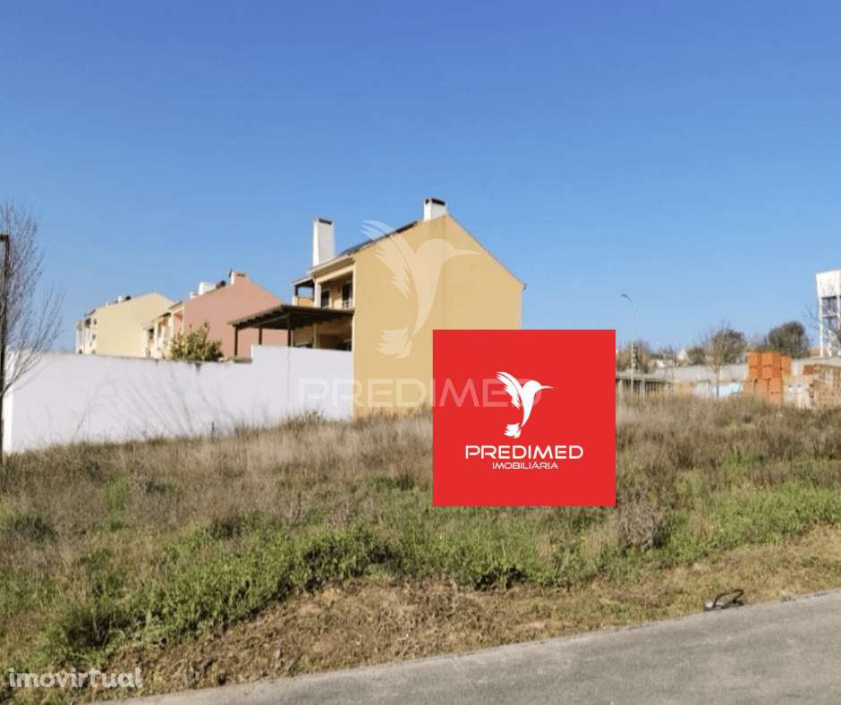 Lote de terreno urbano com 413,45 m2 em Santarém - Grande imagem: 3/9