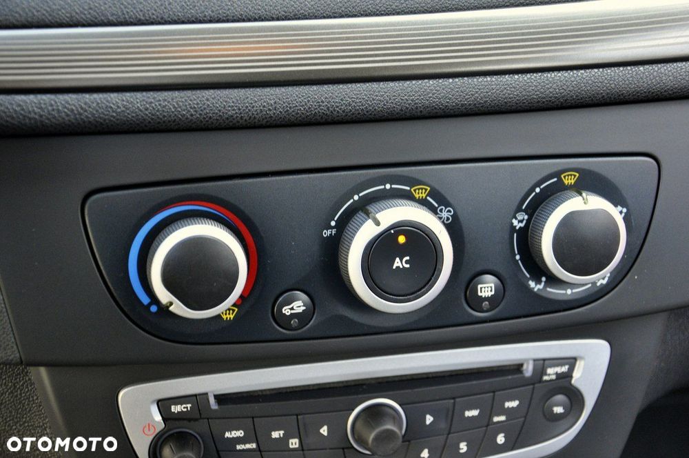 Renault Megane 1.6 16V 110 Authentique - 8