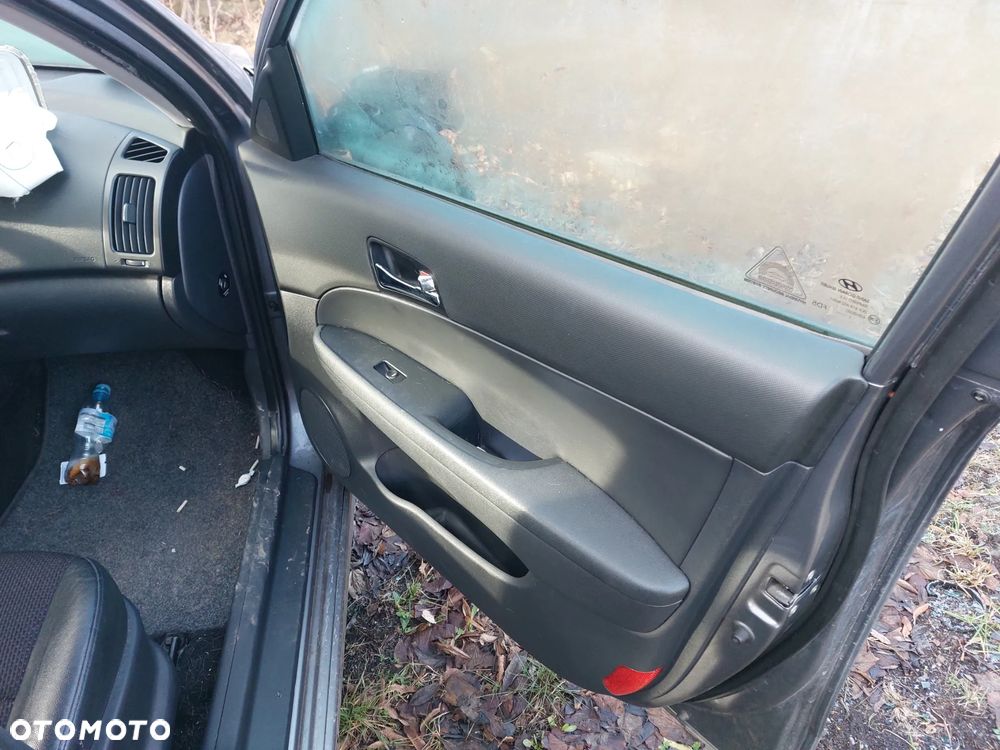 Drzwi HYUNDAI i30 1,6D 11R. lampy,fotele.... - 7