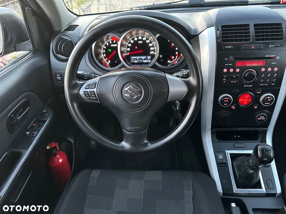 Suzuki Grand Vitara 1.6 Comfort - 9