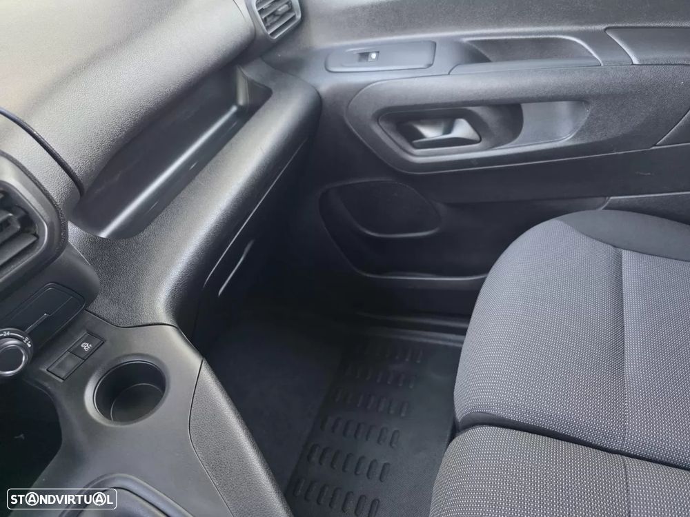 Peugeot PARTNER 1.6 BlueHDi L1 Pro - 28