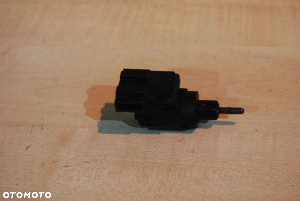 CZUJNIK STOP 3B0945511A 3B0945511 3B0945511B VW GOLF V AUDI SEAT - 7