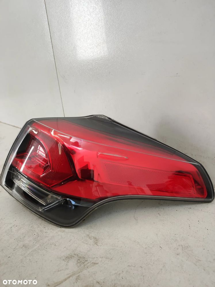 Lampa prawa tył tylna led Toyota RAV 4 IV lift - 3