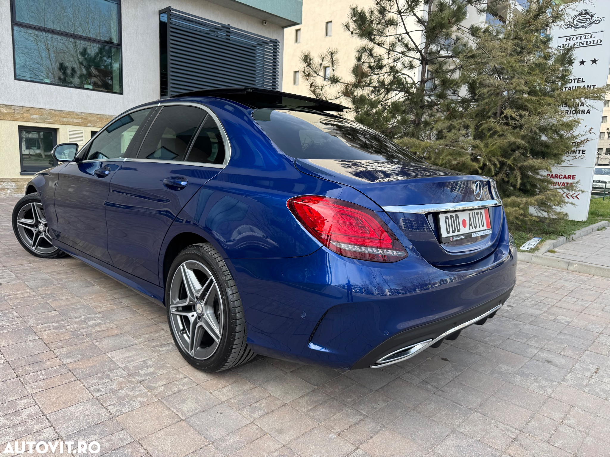 Mercedes-Benz C 220 d 4Matic T 9G-TRONIC - 15