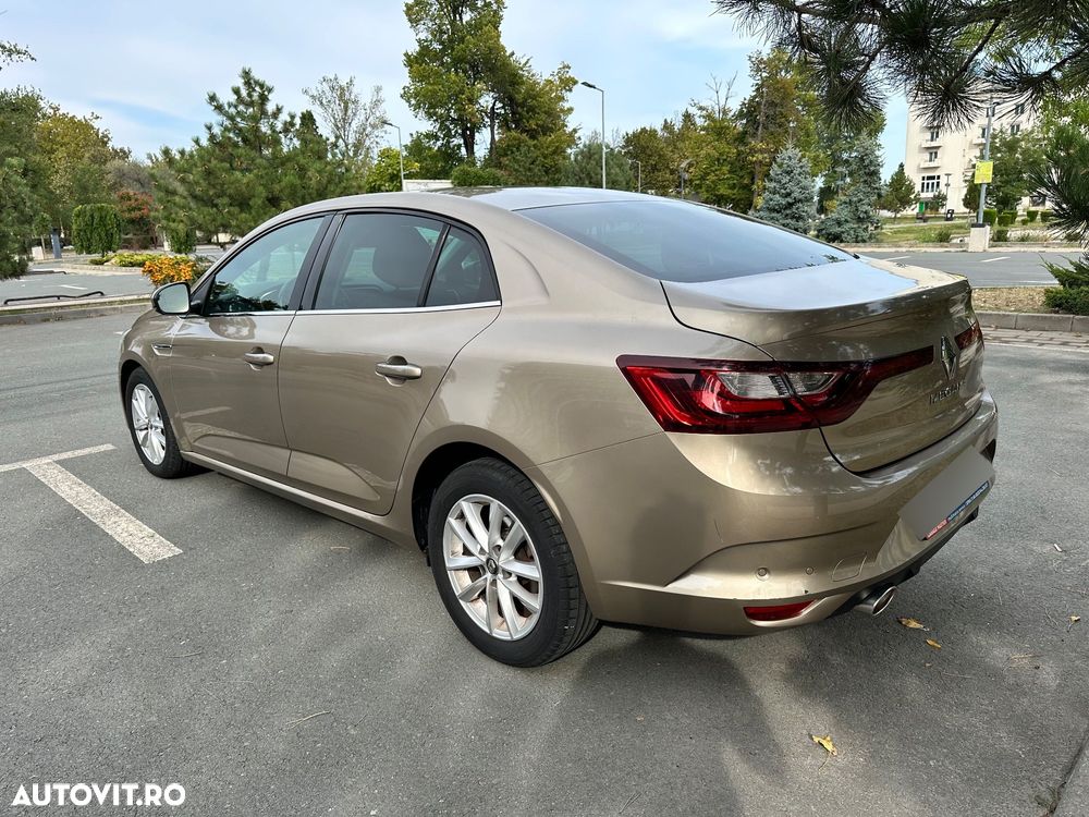 Renault Megane - 10