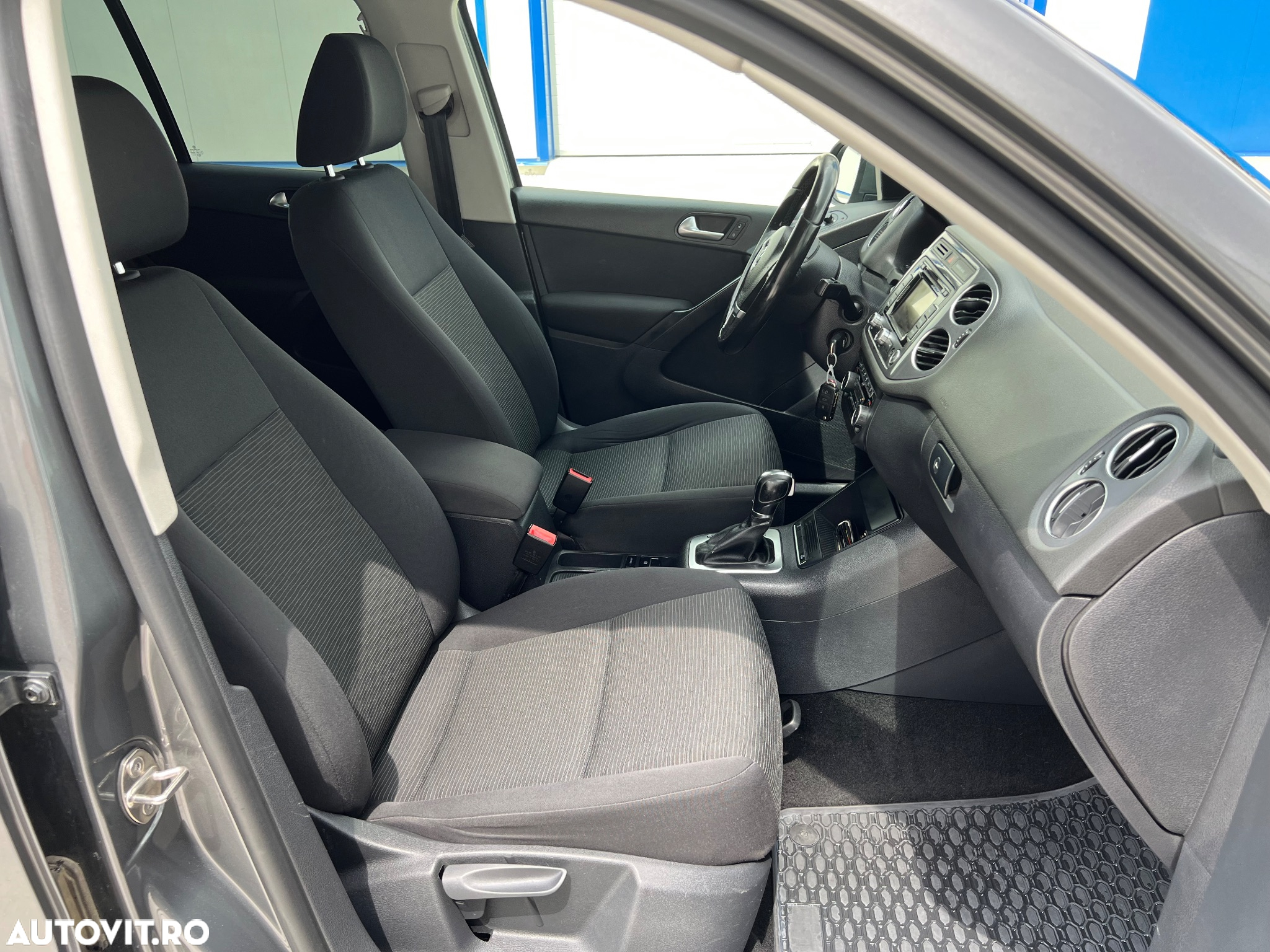 Volkswagen Tiguan 2.0 TDI 4Motion DSG Sport & Style - 14