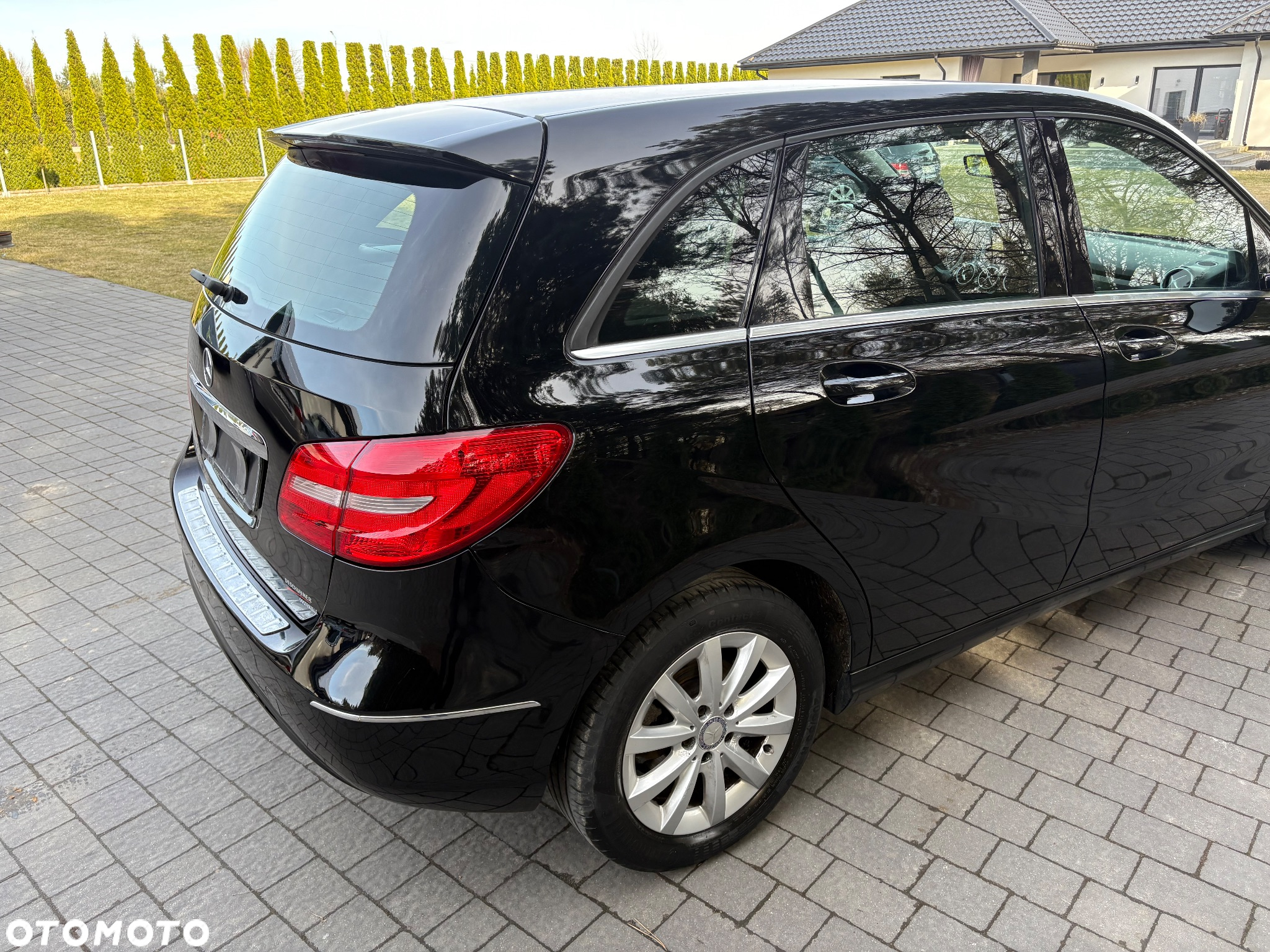 Mercedes-Benz Klasa B 200 CDI (BlueEFFICIENCY) - 9