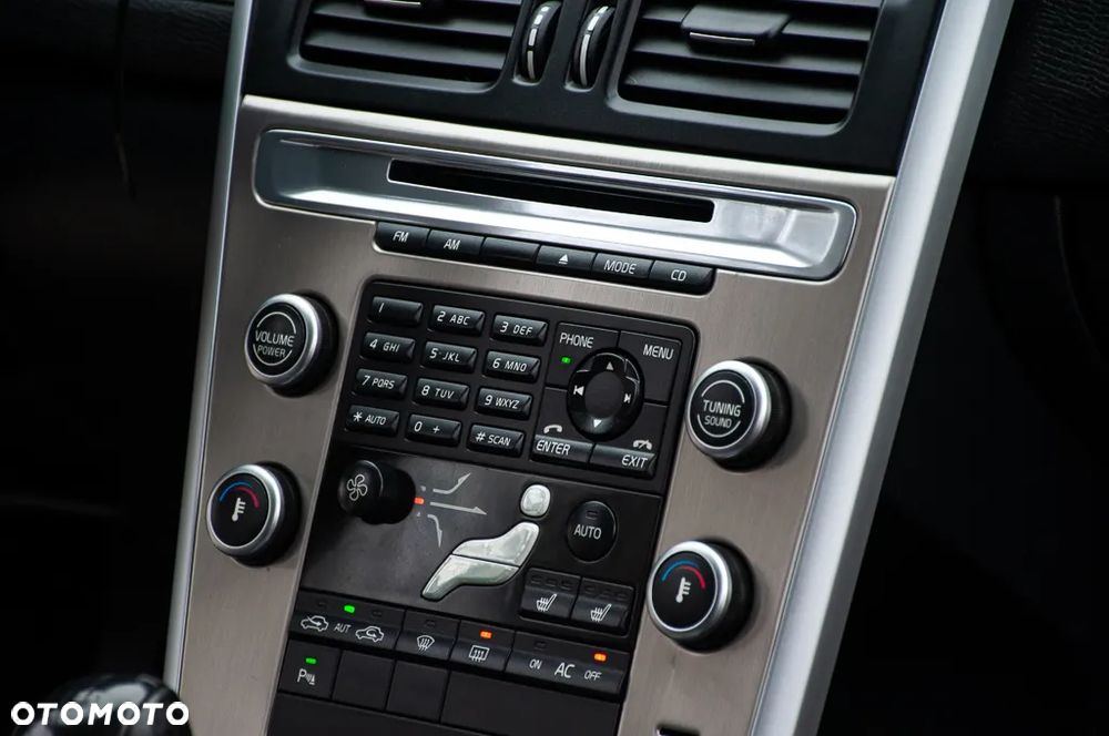 Volvo XC 60 2.4D Summum - 23