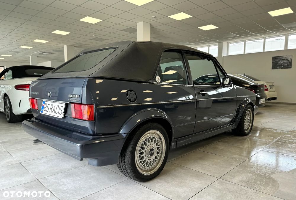 Volkswagen Golf - 2