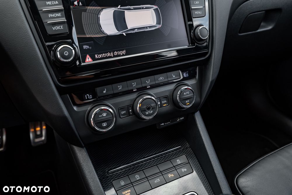 Skoda Octavia 2.0 TSI (Green tec) DSG RS - 18