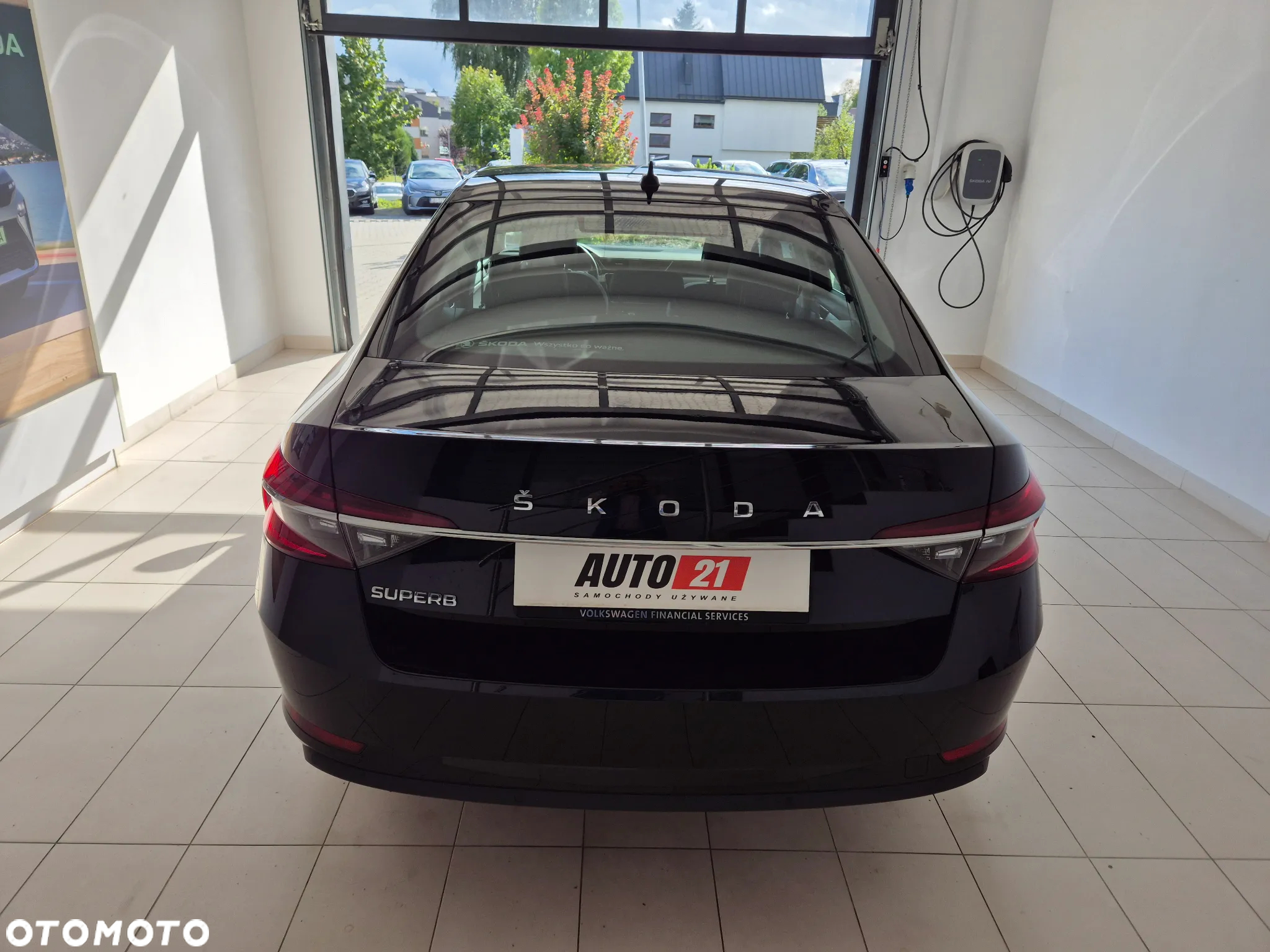 Skoda Superb 2.0 TDI SCR Ambition DSG - 4