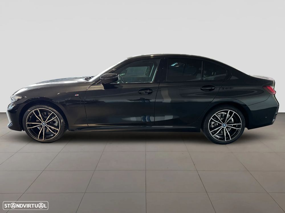 BMW 320 e Pack Desportivo M Auto - 3