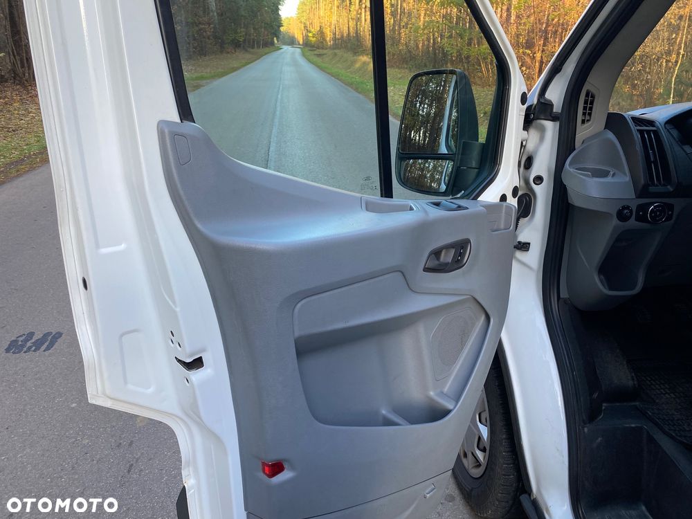 Ford Transit - 14