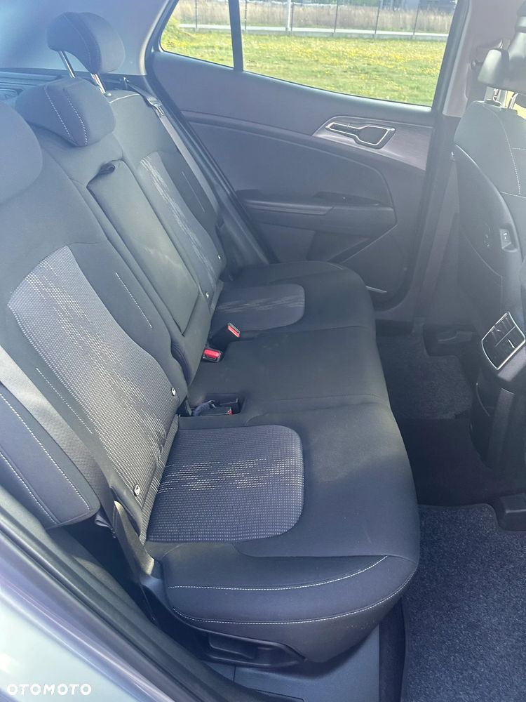 Kia Sportage 1.6 CRDI MHEV Business Line 2WD DCT - 10