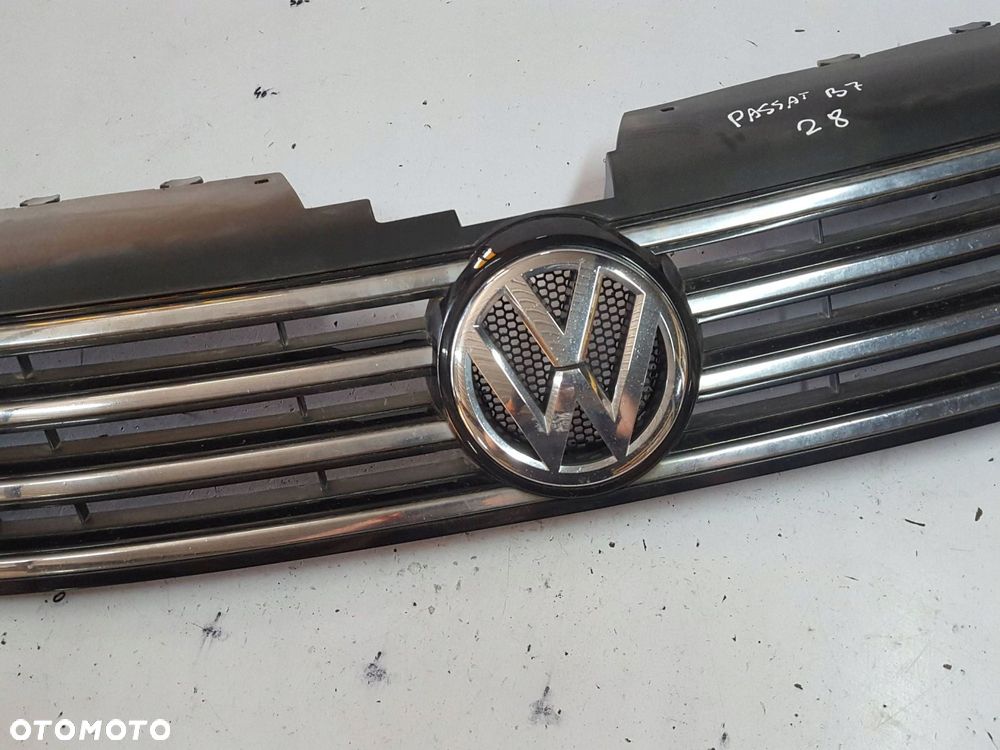 VW PASSAT B7 10-14r ATRAPA GRILL 3AA853653 - 3