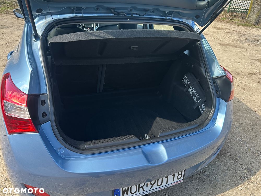 Hyundai i30 1.4 CRDi Trend - 22