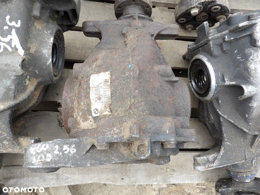 BMW - E60,E61 - 2,65 - 3.0d - KOMPLETNY TYLNY MOST - DYFERENCJAŁ - 7570470 - 1