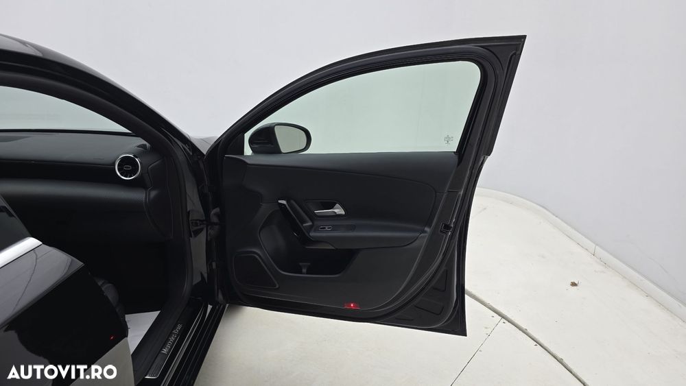 Mercedes-Benz A - 18