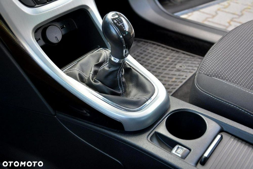 Opel Astra GTC 1.4 Turbo Innovation - 30