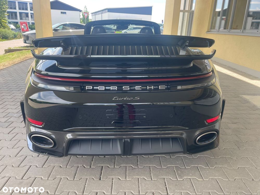 Porsche 911 Carrera Turbo S - 10