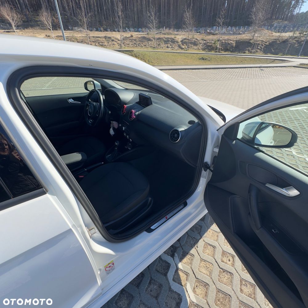 Audi A1 Sportback 1.0 TFSI ultra Design S tronic - 11