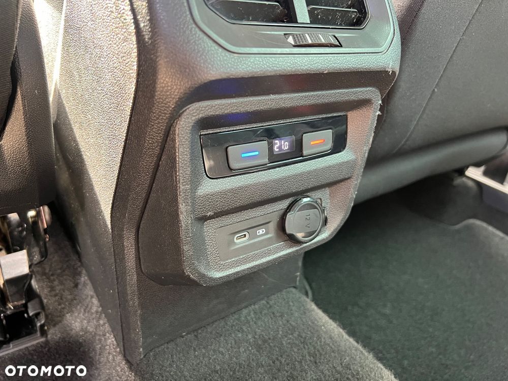 Volkswagen Tiguan 2.0 TDI SCR Life - 33