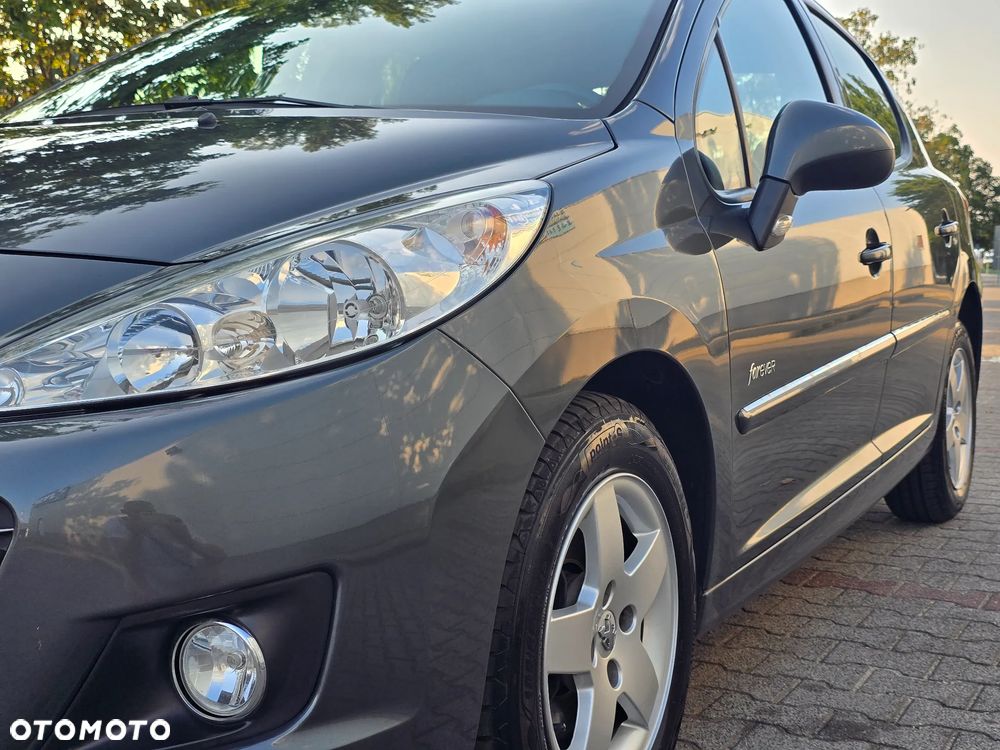 Peugeot 207 95 VTi Forever - 26