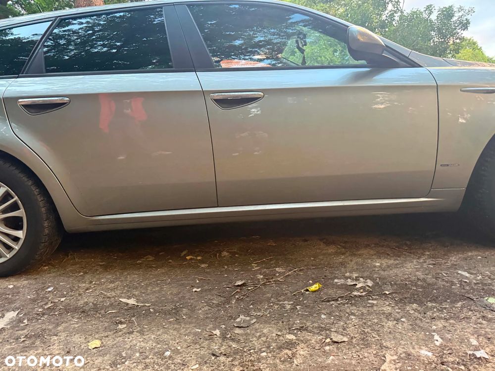 Alfa Romeo 159 1.9 JTDM 8V DPF - 6