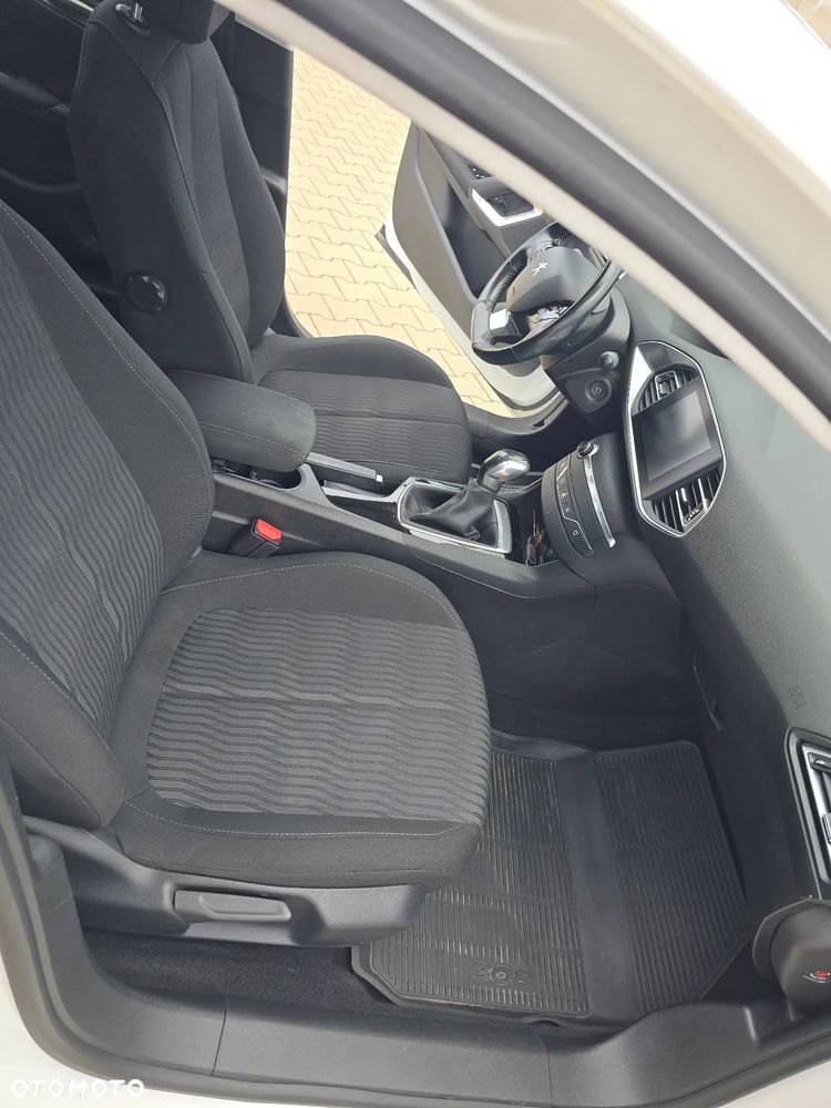 Peugeot 308 1.2 PureTech Active S&S - 21