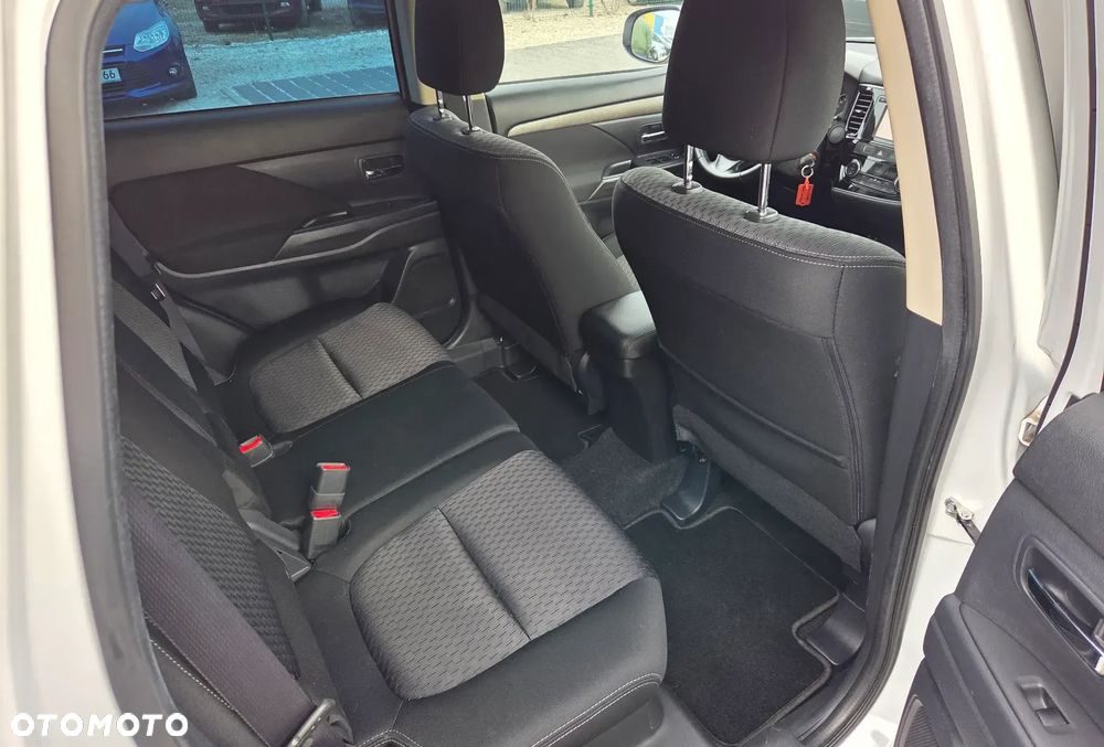Mitsubishi Outlander 2.0 City Style 2WD - 11