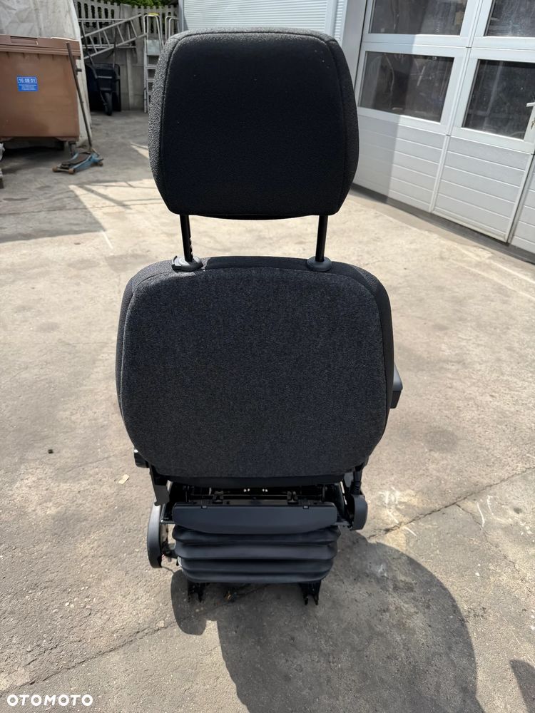 Toyota Proace Maxi Ducato Boxer Jumper 15-25 fotel pneumatyczny lewy - 4